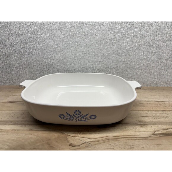 Vtg Corning Ware Blue Cornflower Casserole Dish 10" P-10-B No Lid - Picture 1 of 10